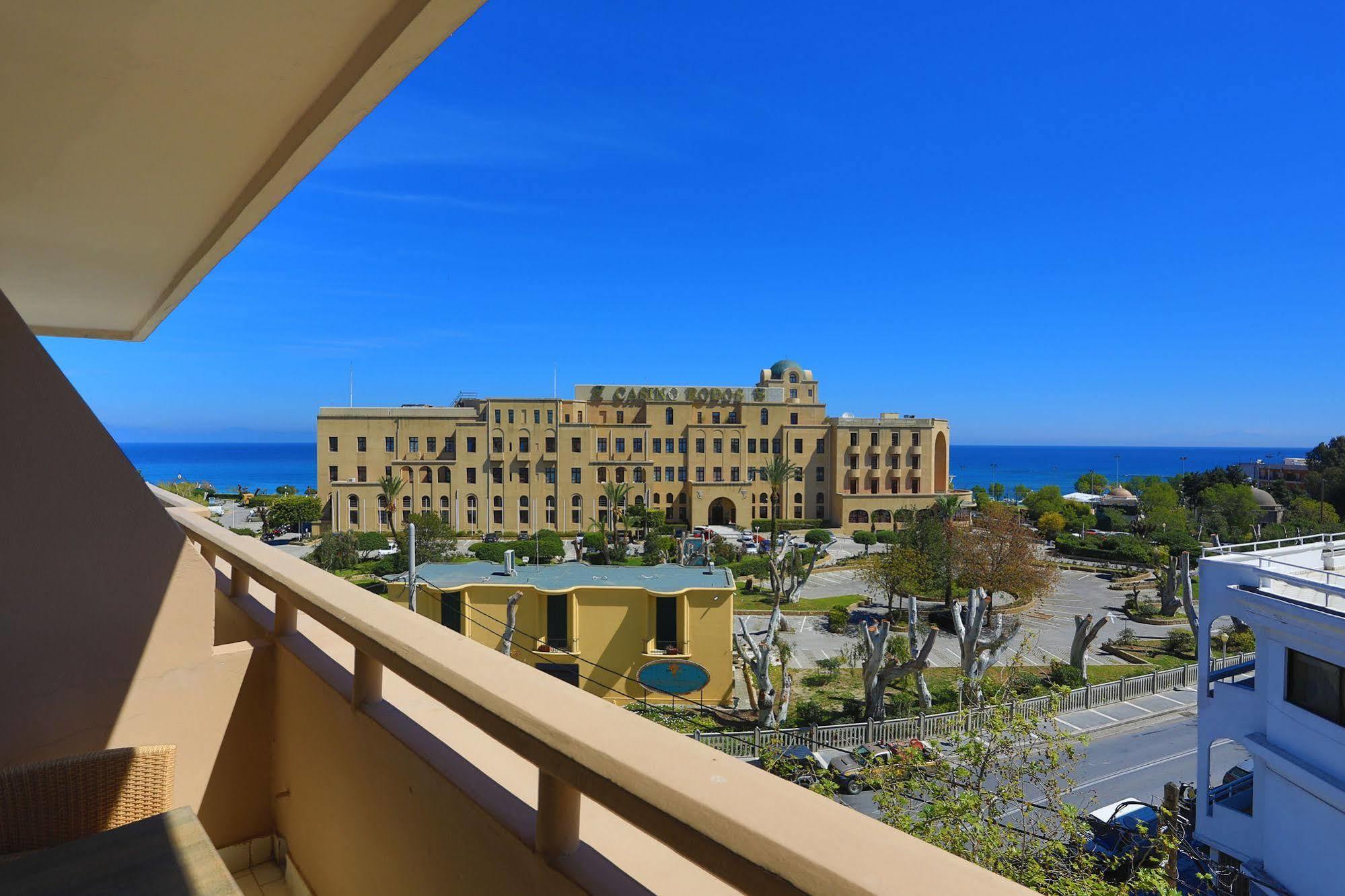 Otel Center 3*